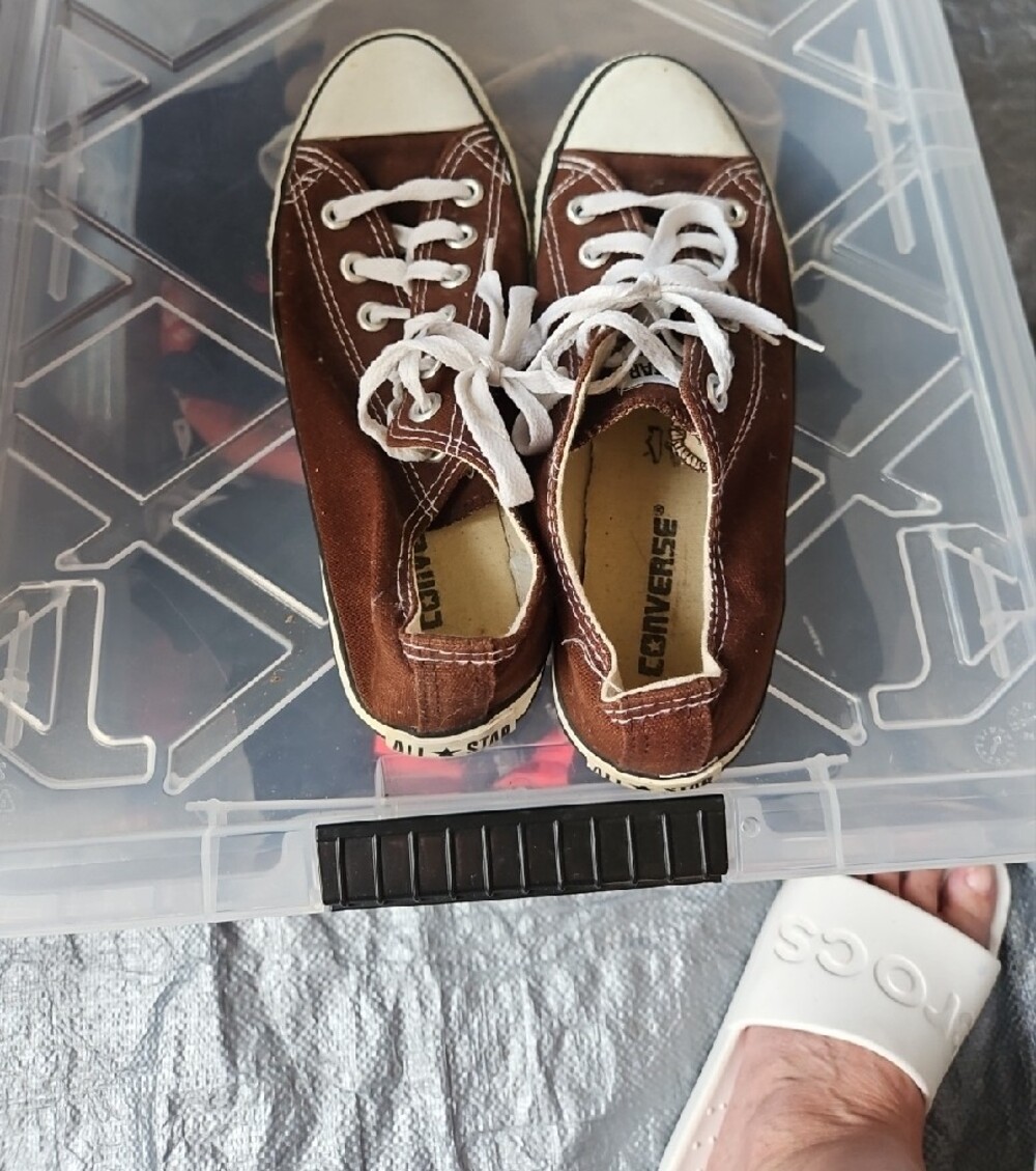 Converse Brown Canvas Men's 6/Women's 8 Sneakers (13) - Picture 3 of 5